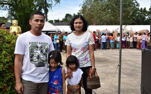 บ้าน วัด โรงเรียน(สถานศึกษา) มทร.ศรีวิชัย วิทยาเขตตรัง ร่วมงานทอดกฐินวัดไม้ฝาด image 4